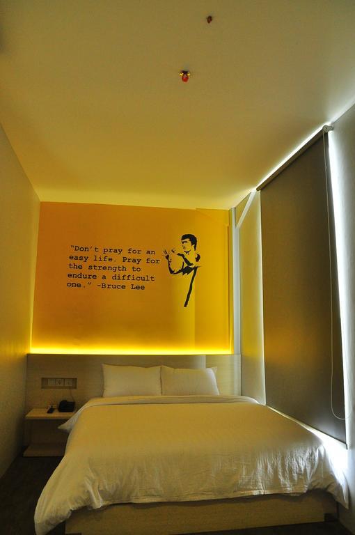Summer Bed & Breakfast Banjarmasin  Room photo